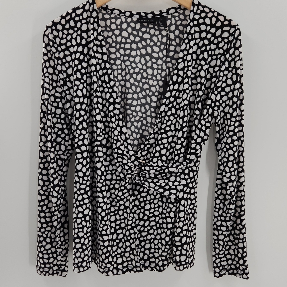 Tahari Long Sleeve Black White Surplice Top V-neck Metal Buckle Accent Large